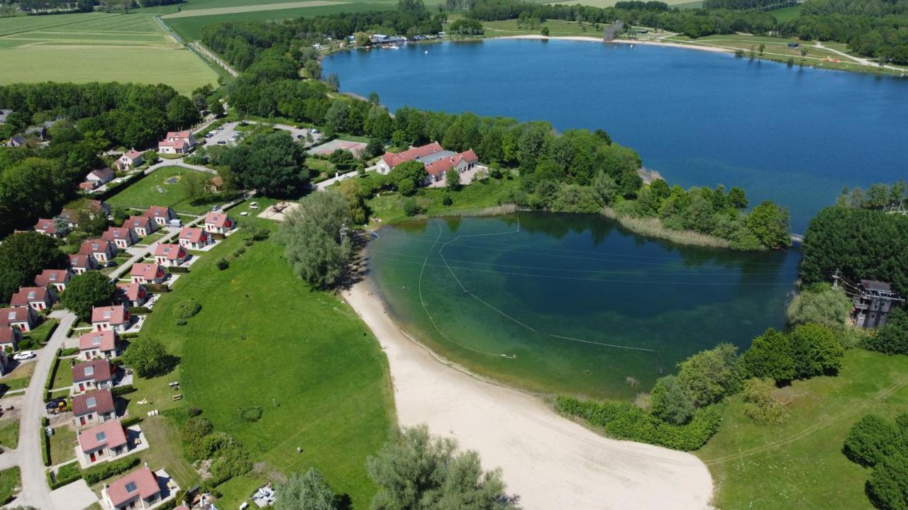 Vakantiepark 't Broeckhuys Hotel Ewijk Buitenkant foto