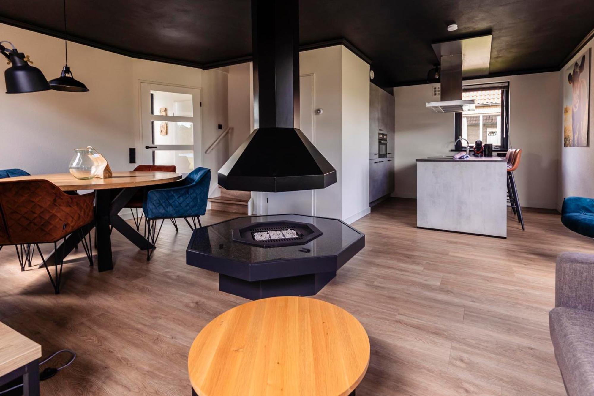 Vakantiepark 't Broeckhuys Hotel Ewijk Kamer foto