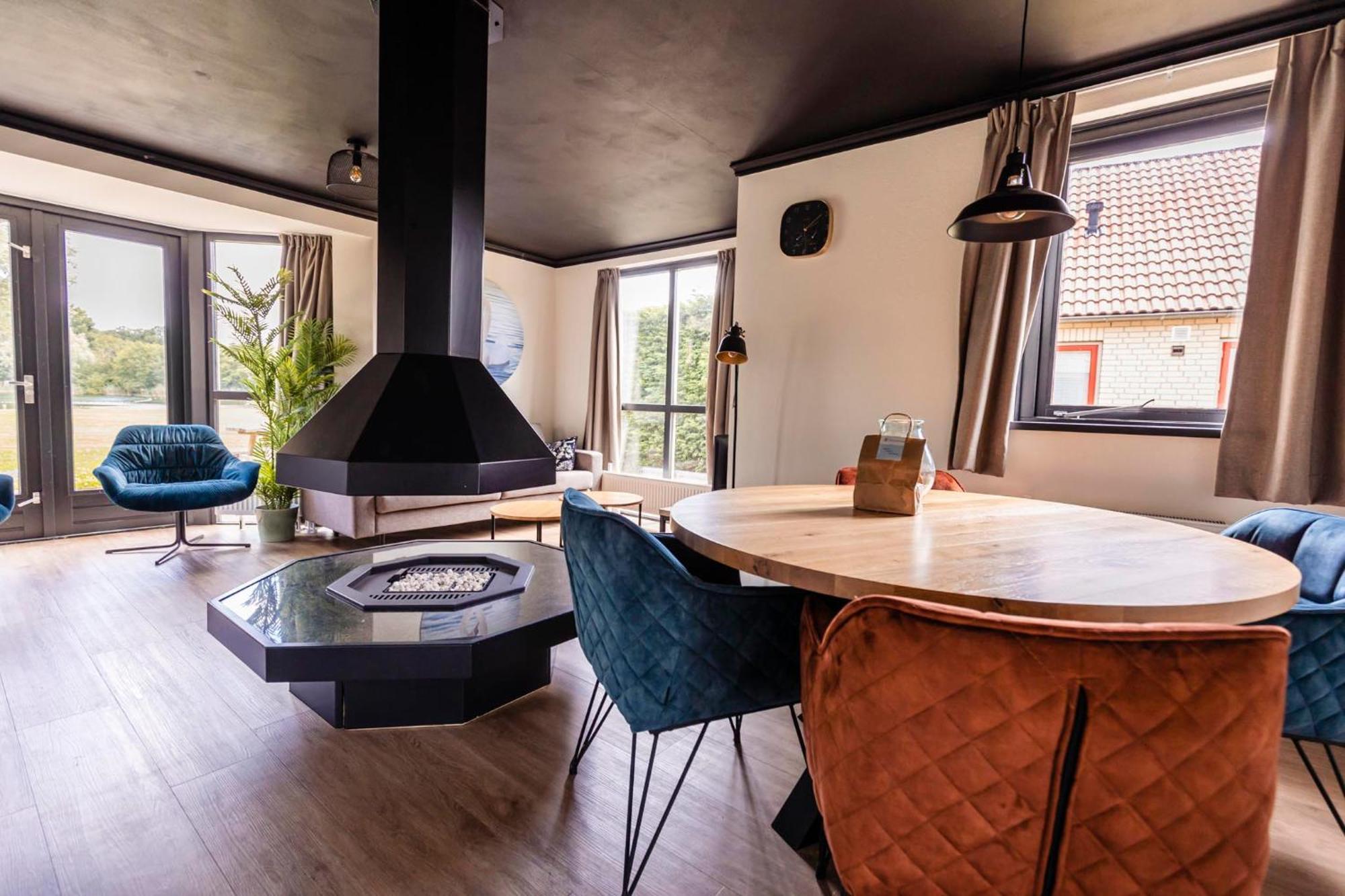 Vakantiepark 't Broeckhuys Hotel Ewijk Kamer foto
